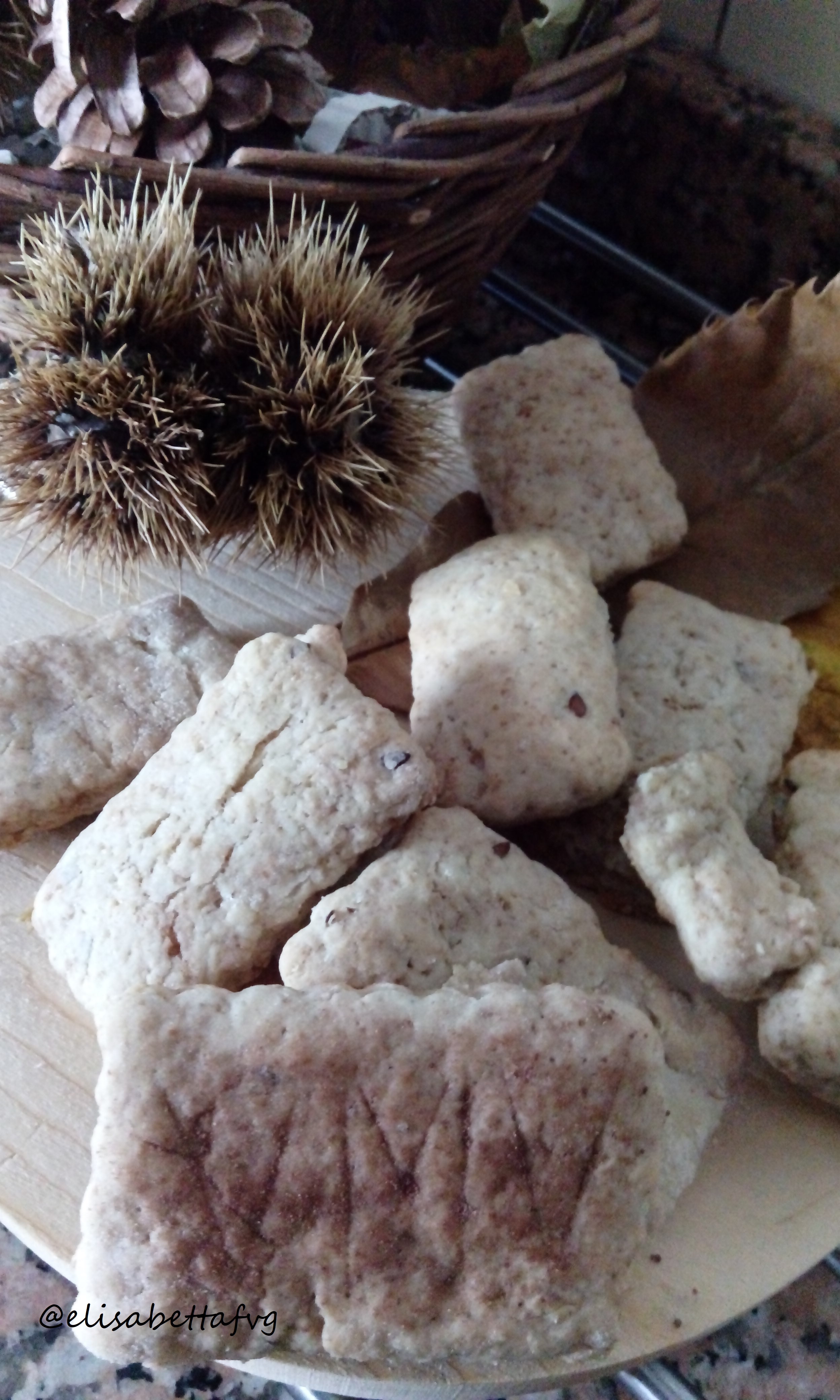 6-BISCOTTI di CASTAGNE